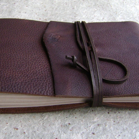 rustic leather journal dsc06707.jpg